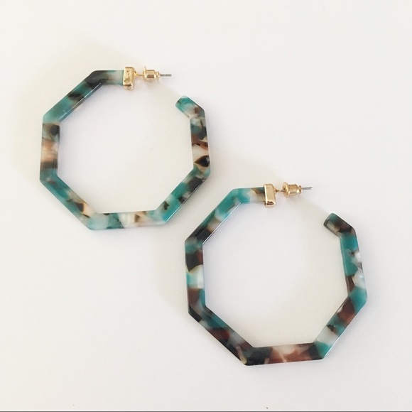 Blue Tan White Geometric Acrylic Hoop Earrings - Picture 3 of 5